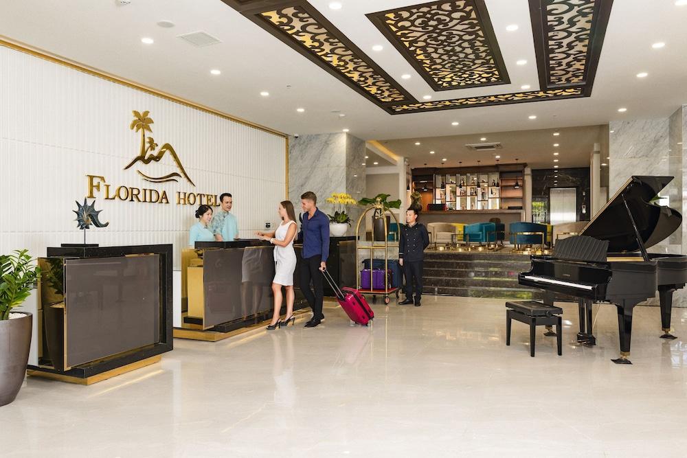 Florida Hotel Nha Trang Exterior photo